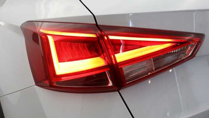 SEAT Arona 1.0 TSI (115ps) FR Limited Edition